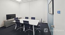 HQ | NC, Greensboro - W Friendly Ave