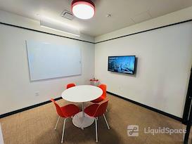 WeWork | 2425 E Camelback Rd