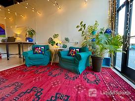 Davis Coworking @ Olive