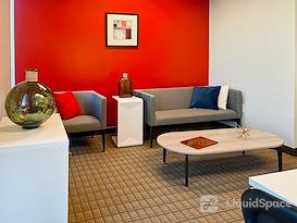 Regus | Perimeter Woods