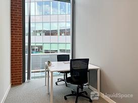 SPACES | Wolverhampton, Victoria Square i11