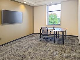 Regus || WI, Eau Claire - Oakwood Mall Dr