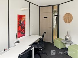 HQ | PARIS, Auteuil