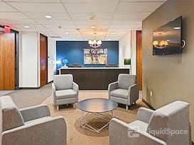 Regus | TX, Dallas - Mockingbird Towers