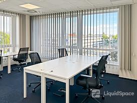HQ | Budapest, F99 Office