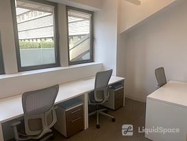 Emerge212 - 125 Park Avenue