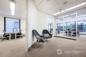 Flexday Suite - 141 Adelaide St. W