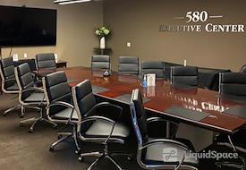 580 Executive Center