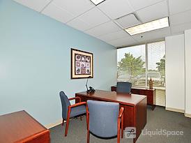 Regus | River Crossing at Keystone (Office Suites Plus)