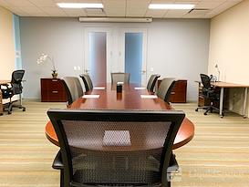 Carr Workplaces - Reston Town Center