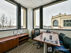Regus | The Village at Meridian
