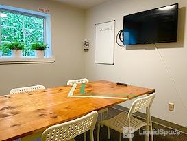 Davis Coworking @ I-House