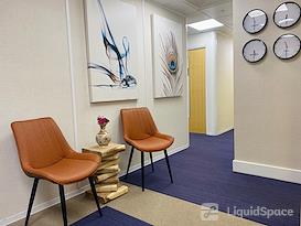 HQ | MI, Detroit - Jefferson Ave