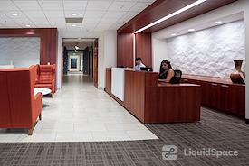 Regus || US Bank Tower