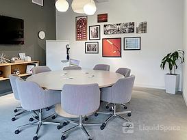 Regus | Bakery Square