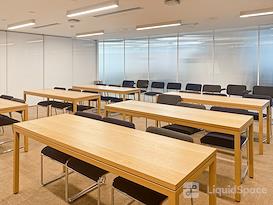 Signature | Hong Kong, The Gateway