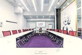 Jay Suites - Fifth Avenue Location