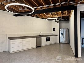 BLANKSPACES Venice Lincoln