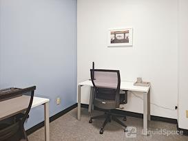 HQ | WI, Waukesha - 259 W Broadway