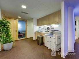 Regus | Prague Stock Exchange