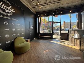 Studio 424