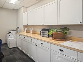 Regus | WA, Bremerton - Warren Ave