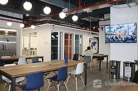 Seedspace Lima - Swiss Tower