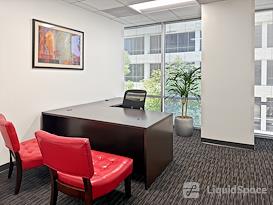 Regus | CA, Woodland Hills - Ventura Blvd.