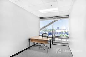 Regus || Galleria Sherman Oaks