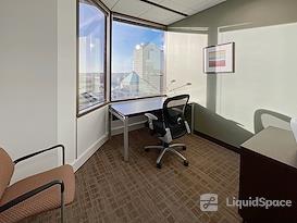 Regus | PNC Center