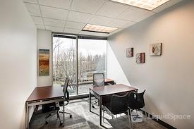 Regus | Huntcrest (Office Suites Plus)