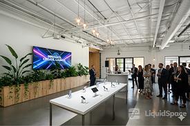Loloft, Rogers - Flexible Meeting / Event Space 