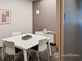 HQ | NE, Omaha - 11602 West Center Road