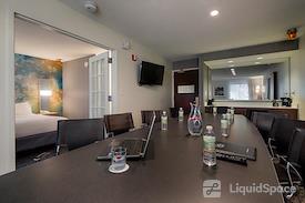 Courtyard by Marriott DFW North Irving