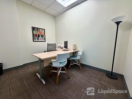 Office Evolution - Golden