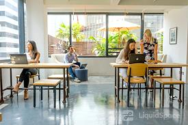 Wanchai | Phoenix Bldg.