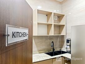 Regus | Abuja, Murjanatu House