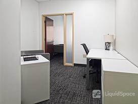Regus | Lakefield