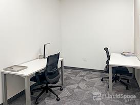 HQ | IL, Naperville - South Washington St