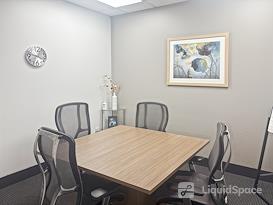 Regus | Freehold