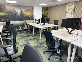 DeskLodge Beacon Tower