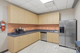 Flexday Suites - 1 North Franklin