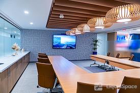 Carr Workplaces - Tysons