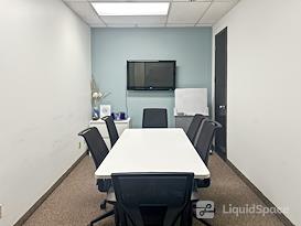 Regus | ON, Burlington - North Service Road