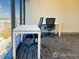 Regus | 101 N Monroe St.