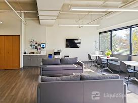 Regus | Lincoln Center III