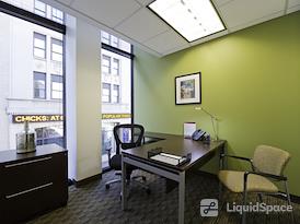 Regus || Galleria at PNC Plaza