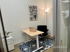 Dayhouse Coworking Schaumburg