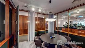 FORA | One Canada Square