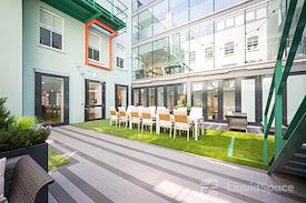 Landmark | Tottenham Court Road